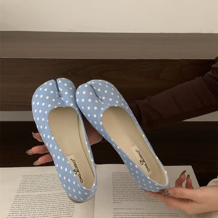 Horseshoe Split Toe Sheep Hooves Shallow Mouth Soft Bottom Flat Shoes