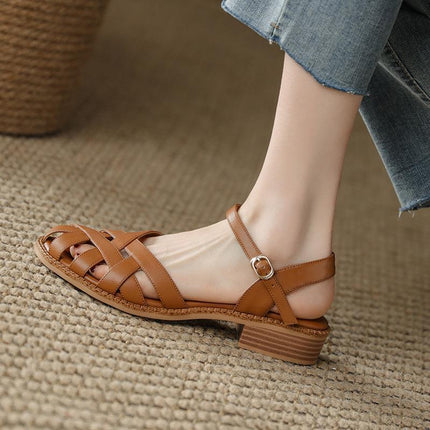 Female Flat Simplicity Word Strap Closed Toe Sandals